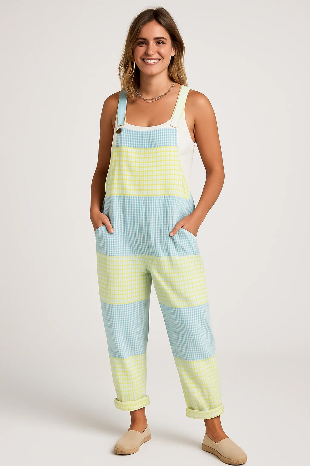 Womens Summer Overalls with Relaxed Fit and Adjustable Straps for Casual Comfort - Image 4